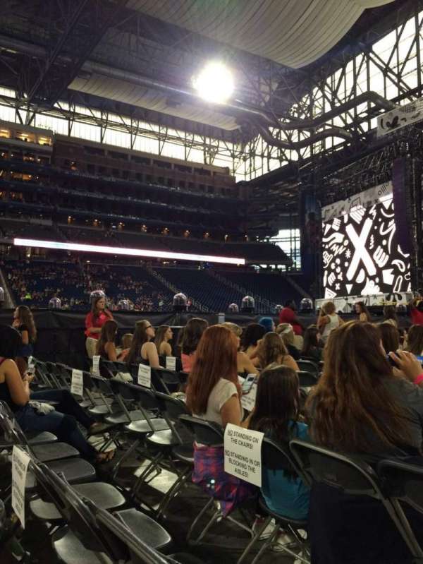 Ford Field, section: Floor D, row: 29