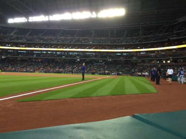 Daikin Park, section: 106, row: 1, seat: 5