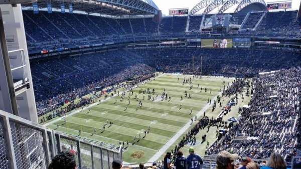 Lumen Field, section: 344, row: V, seat: 20
