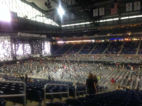 Ford Field, section: 108, row: 25, seat: 4