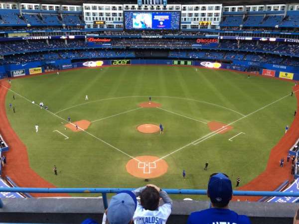 Rogers Centre, section: 524, row: 3, seat: 7