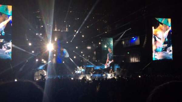 Jones Beach Theater, section: G, row: MM, seat: 17