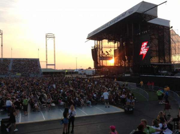 Hershey Park Stadium, section: 25, row: BB, seat: 18