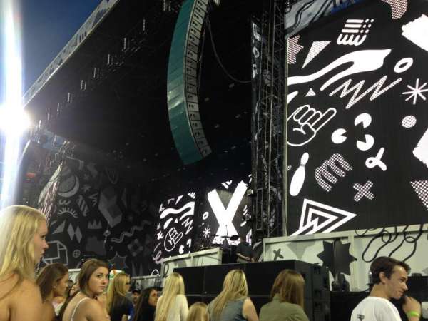 Levi's Stadium, section: field 2, row: 3, seat: 18