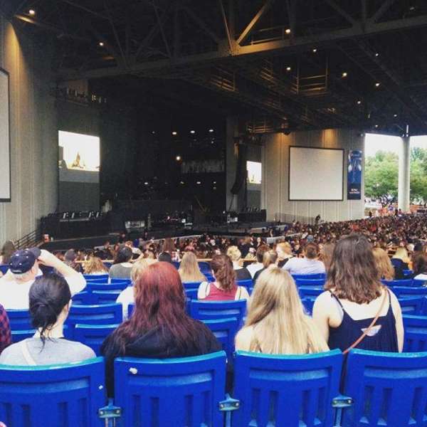 Truliant Amphitheater, section: 9, row: M, seat: 17