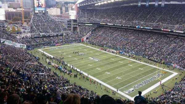Lumen Field, section: 328, row: M, seat: 19