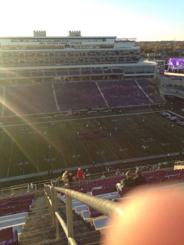 Bill Snyder Family Stadium, section: 425, row: 25