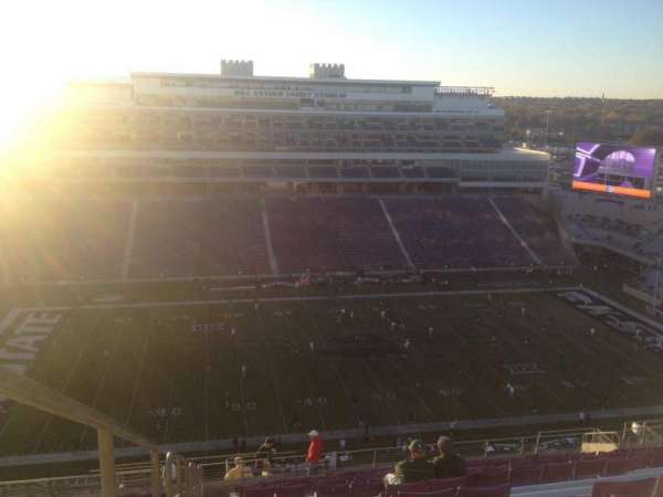 Bill Snyder Family Stadium, section: 425, row: 25, seat: 28