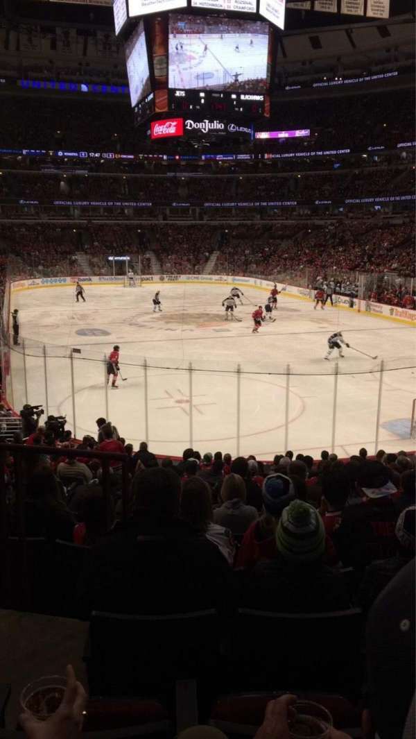 United Center, section: 107, row: 17, seat: 13