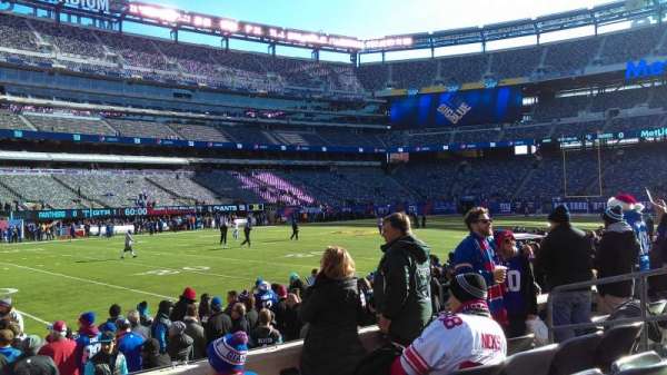 MetLife Stadium, section: 143, row: 5, seat: 8
