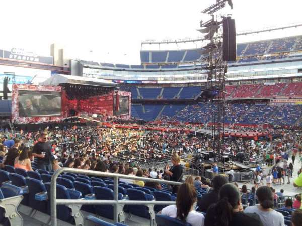 Gillette Stadium, section: 107, row: 21, seat: 17