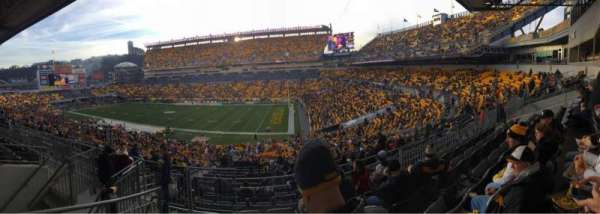 Acrisure Stadium, section: 215, row: Q, seat: 3