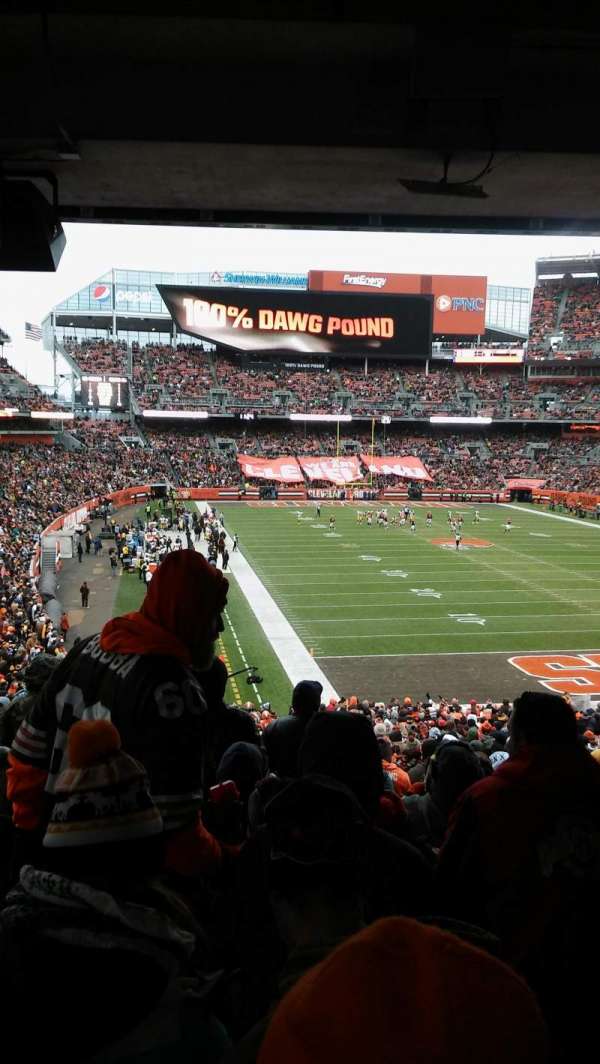 Huntington Bank Field, section: 118