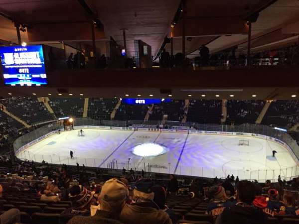 Madison Square Garden, section: 225, row: 22, seat: 19