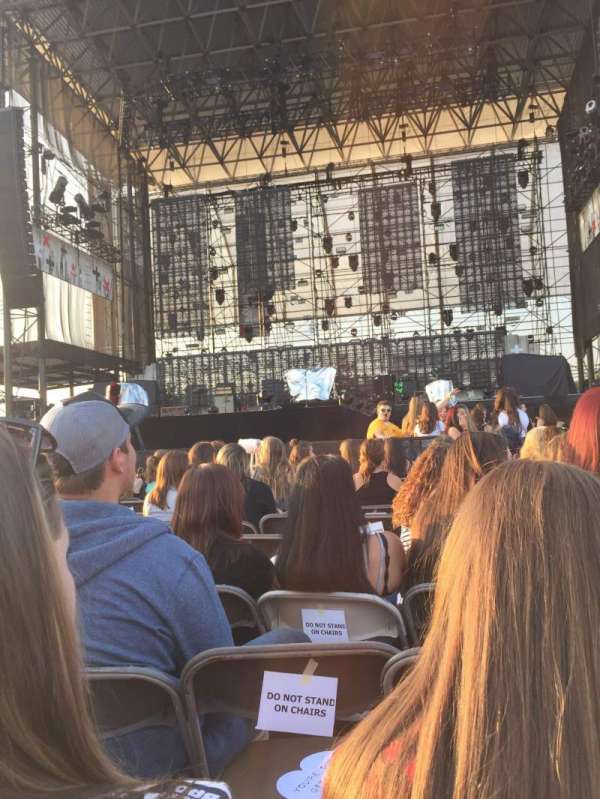 Hershey Park Stadium, section: B, row: 18, seat: 14