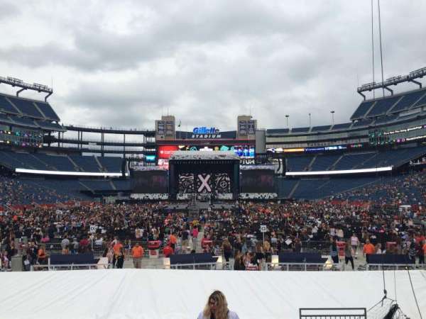 Gillette Stadium, section: 143, row: 10, seat: 4