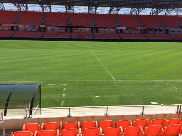 Shell Energy Stadium, section: 106, row: H, seat: 12