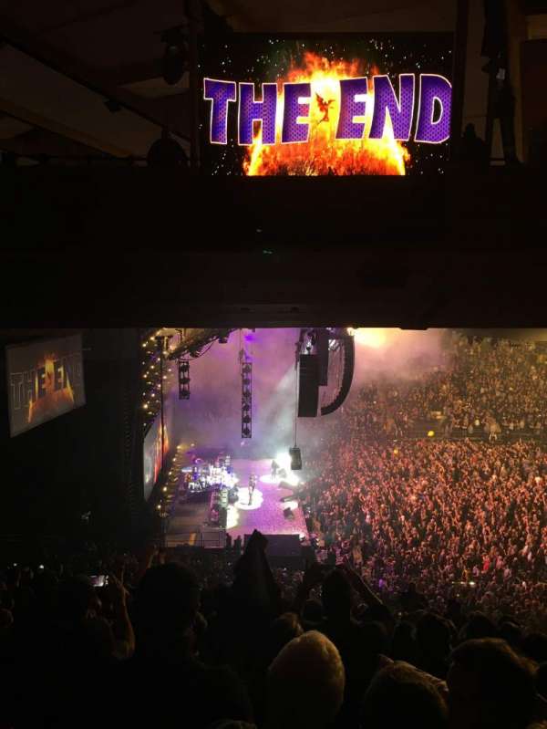 Madison Square Garden, section: 222, row: 16, seat: 6