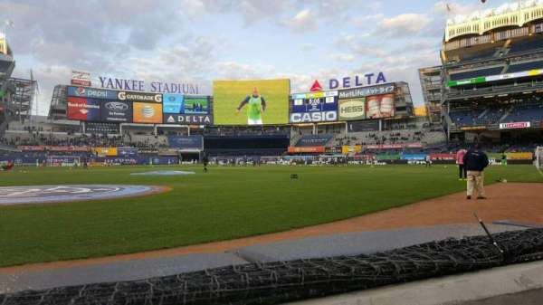 Yankee Stadium, section: 018, row: 1, seat: 6