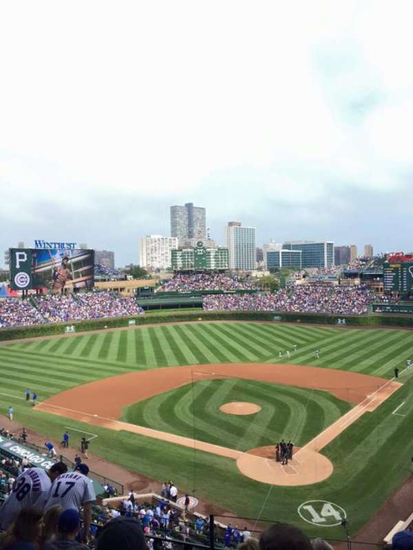 Wrigley Field, section: 316L, row: 8, seat: 1