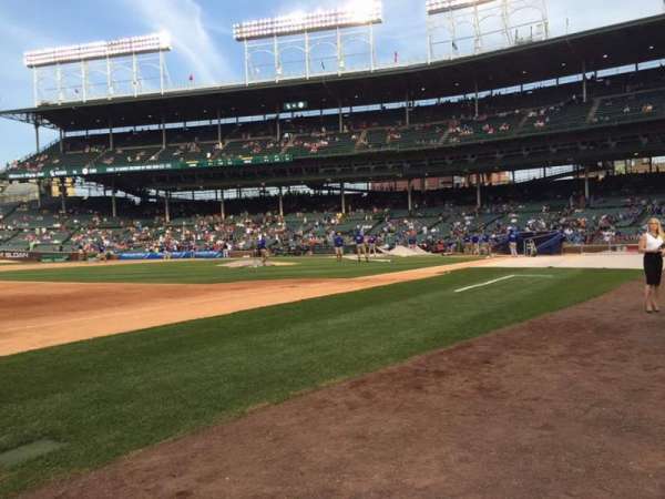 Wrigley Field, section: 7, row: 1, seat: 8