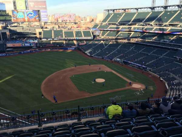 Citi Field, section: 522, row: 7, seat: 17