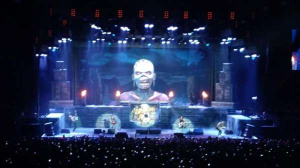 Kia Forum, section: 136, row: 11, seat: 6