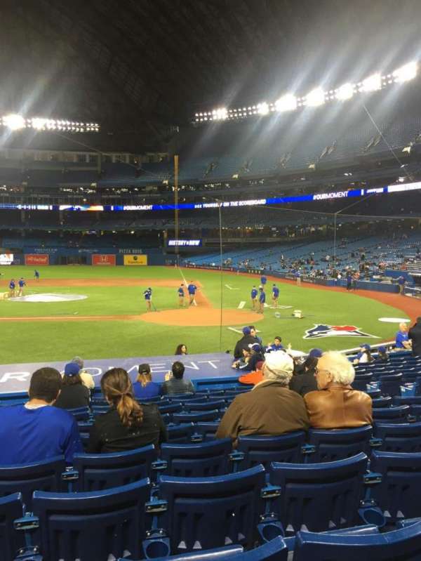 Rogers Centre, section: 124L, row: 18, seat: 109