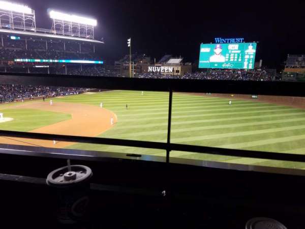 Wrigley Field, section: 328R, row: 1, seat: 6