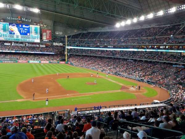 Daikin Park, section: 313, row: 7, seat: 9