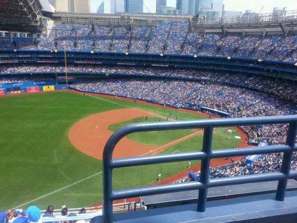 Rogers Centre, section: 535, row: 10, seat: 1