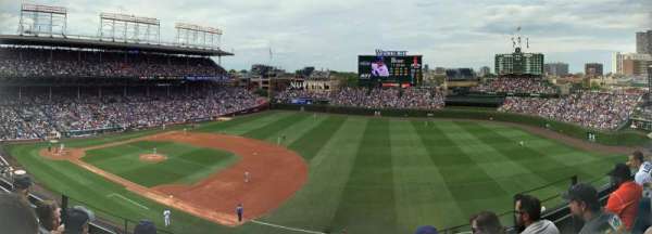 Wrigley Field, section: 327R, row: 4, seat: 19