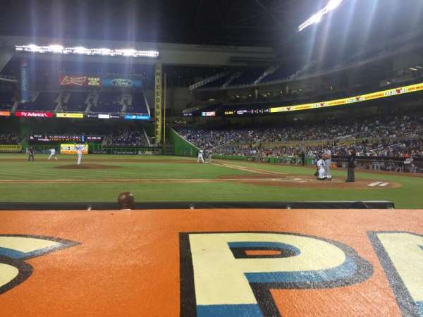 LoanDepot Park, section: 19, row: A, seat: 9