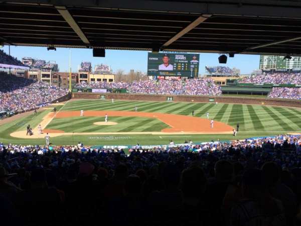 Wrigley Field, section: 223, row: 18, seat: 11