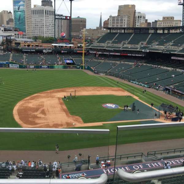 Comerica Park, section: 334, row: B, seat: 18