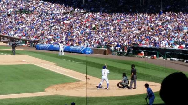 Wrigley Field, section: 212, row: 4, seat: 29