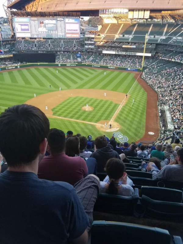 T-Mobile Park, section: 333, row: 18, seat: 9