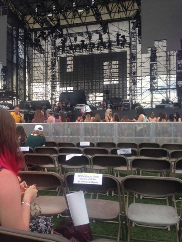 Hershey Park Stadium, section: B, row: 14, seat: 8