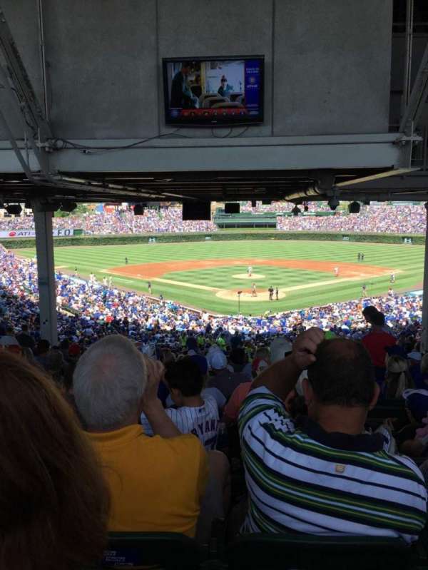 Wrigley Field, section: 217, row: 21, seat: 11