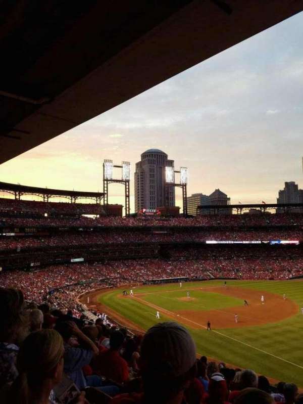 Busch Stadium, section: 235, row: 10, seat: 20