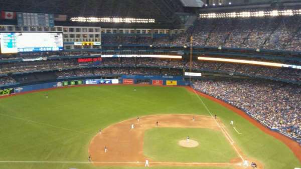 Rogers Centre, section: 530, row: 16, seat: 5