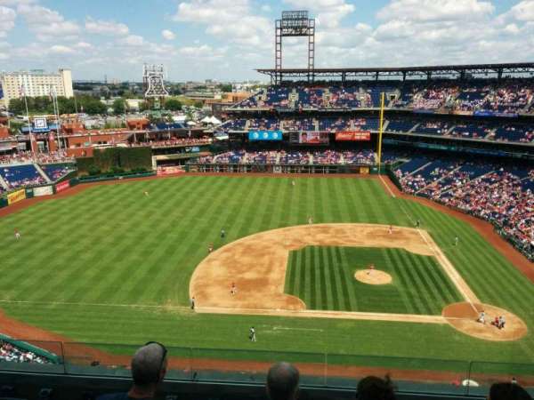 Citizens Bank Park, section: 426, row: 6, seat: 10
