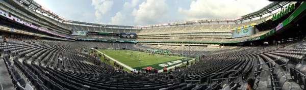 MetLife Stadium, section: 131, row: 28, seat: 12