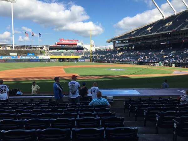 Kauffman Stadium, section: 119, row: K, seat: 9