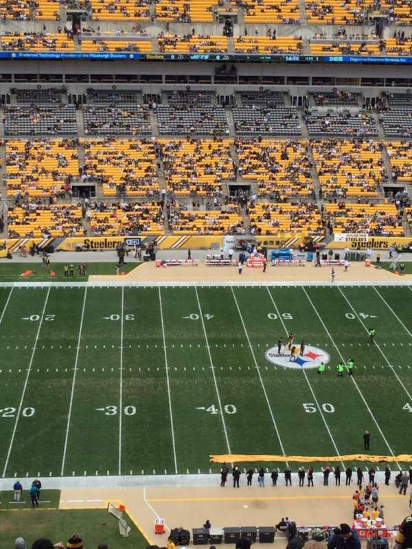 Acrisure Stadium, section: 233, row: M, seat: 11