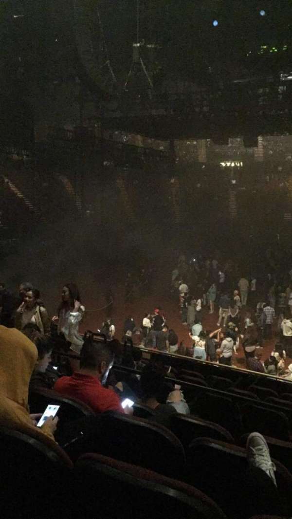 Kia Forum, section: 126, row: 10, seat: 8