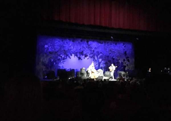 Chicago Theatre, section: MNFL3L, row: E, seat: 307