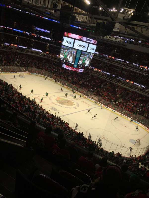 United Center, section: 331, row: 7, seat: 13/14