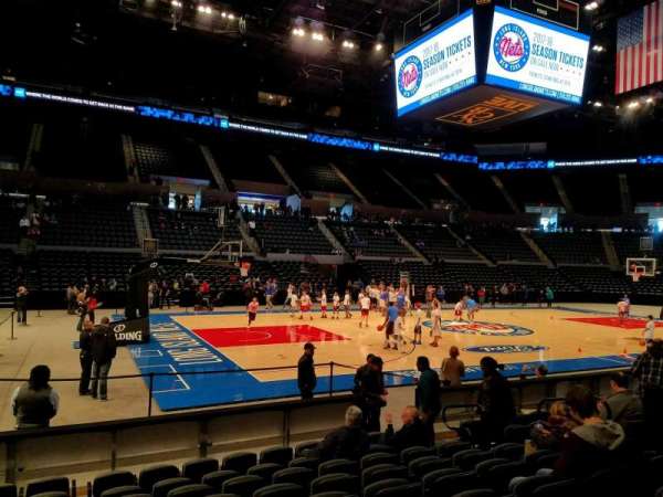 Nassau Veterans Memorial Coliseum, section: 19, row: 8, seat: 9
