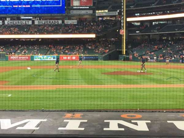Daikin Park, section: 113, row: 9, seat: 14